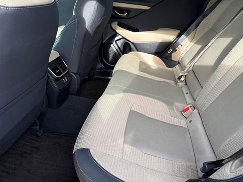 Used 2025 Subaru Outback Premium image 18