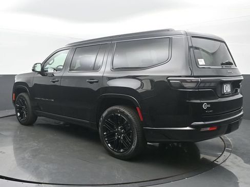 New 2026 Jeep Grand Wagoneer Limited AWD/4WD image 4