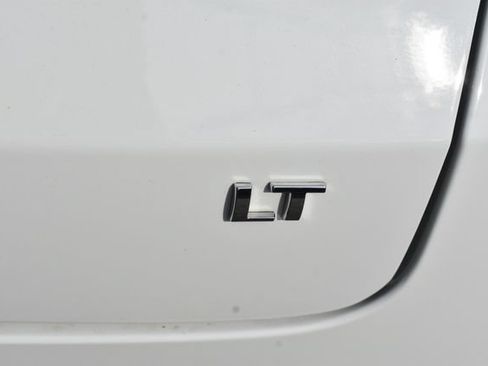 Used 2025 Chevrolet TrailBlazer LT w/ LT Cold Weather Package FWD image 12