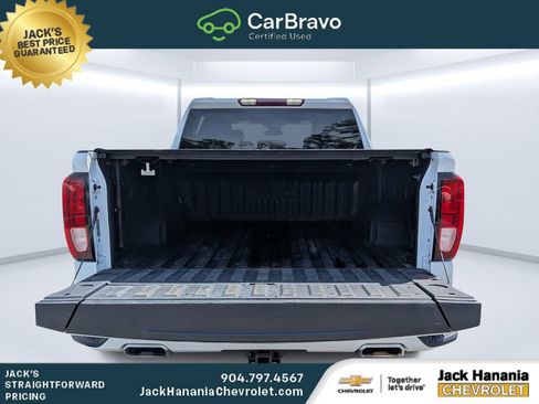 Used 2022 GMC Sierra 1500 Elevation w/ X31 Off-Road Package AWD/4WD image 14