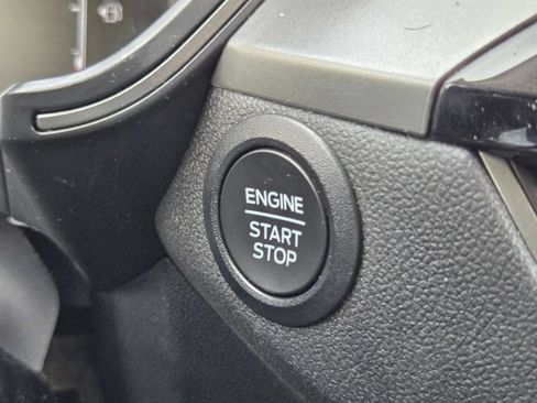 Used 2025 Ford Escape Active AWD/4WD image 25