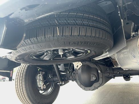 New 2026 RAM 3500 Tradesman AWD/4WD image 13