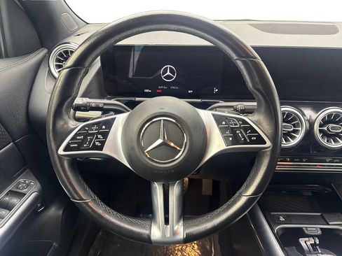 Used 2025 Mercedes-Benz GLA 250 image 53