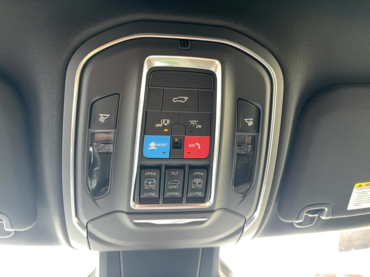 New 2026 Jeep Cherokee Overland AWD/4WD image 32