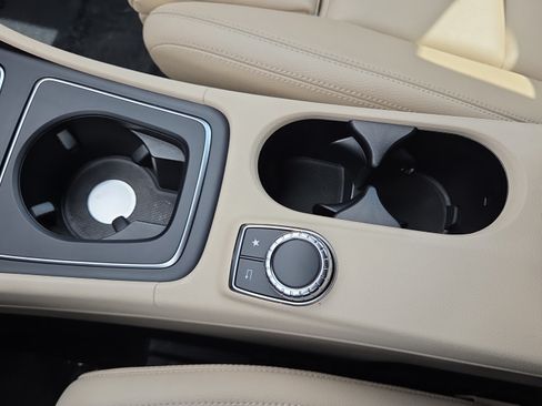 Certified 2017 Mercedes-Benz CLA 250 image 31