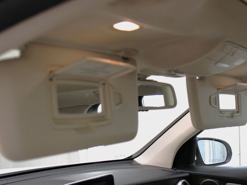 Used 2017 Mercedes-Benz GLC 300 w/ Premium 1 Package image 68