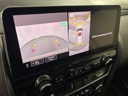 Used 2024 INFINITI QX80 Luxe image 35