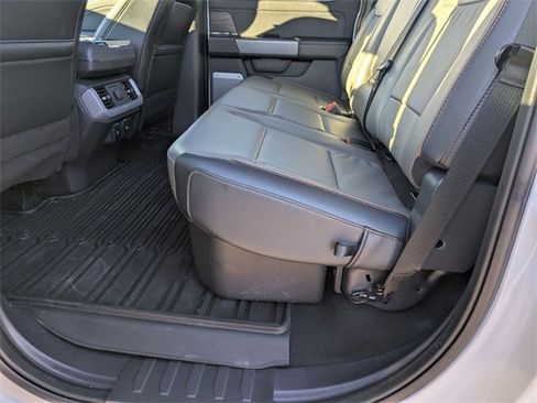 Used 2024 Ford F150 Lariat image 29