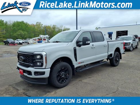 Used 2025 Ford F250 Lariat w/ Lariat Ultimate Package AWD/4WD image 1