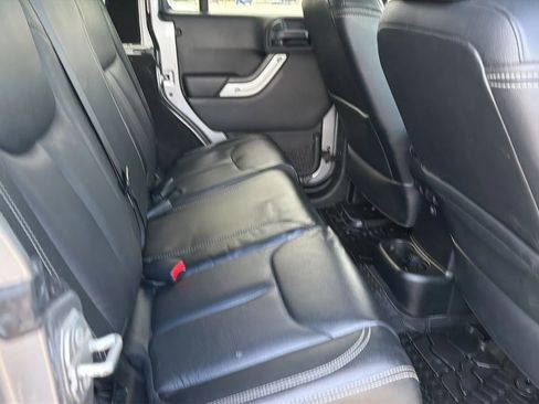 Used 2016 Jeep Wrangler Unlimited Rubicon image 82