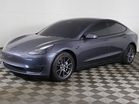 Used 2022 Tesla Model 3 Long Range AWD/4WD image 11