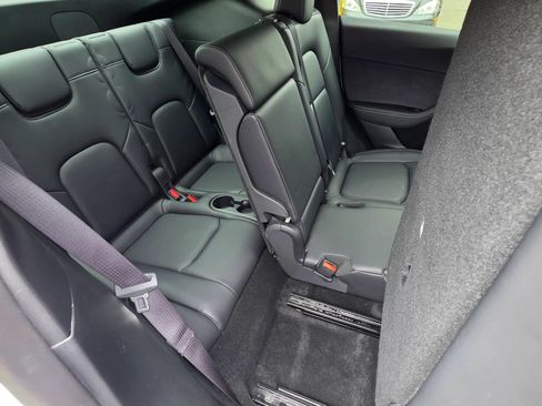 Used 2025 Tesla Model Y Long Range image 20