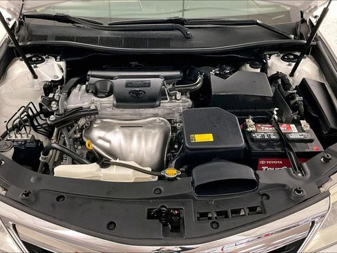 Used 2014 Toyota Camry LE image 24