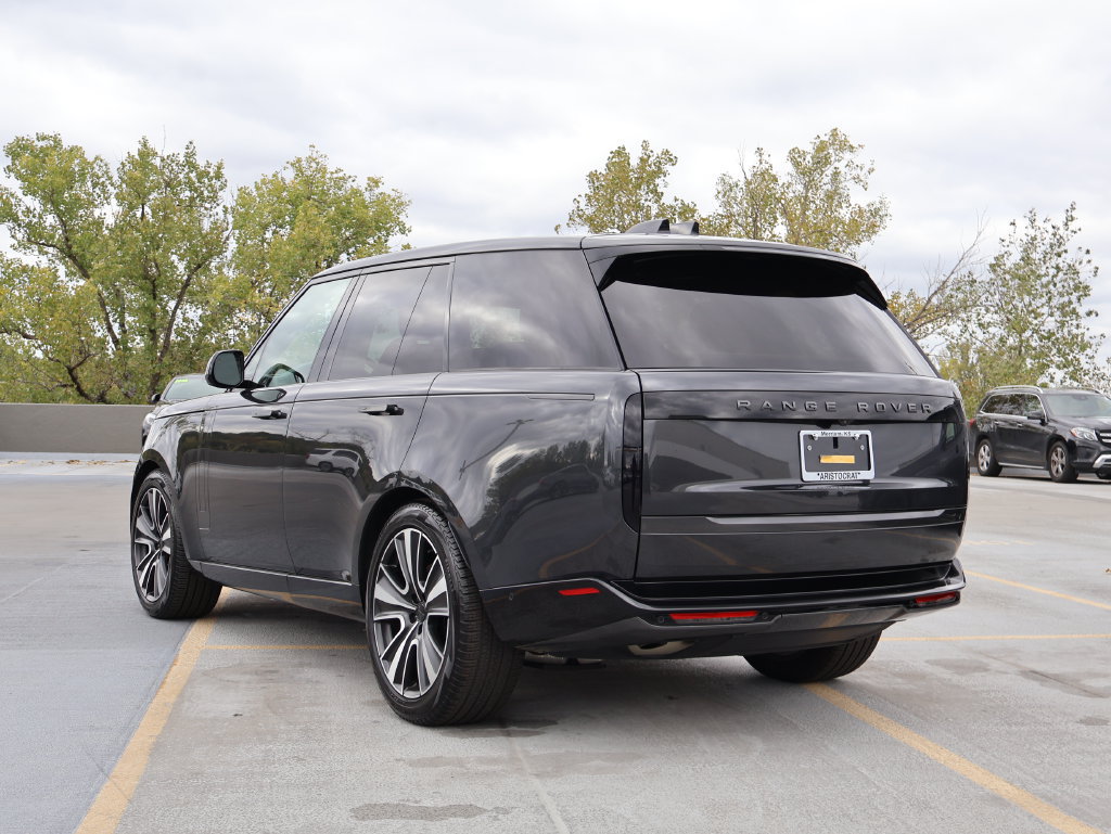 Used 2026 Land Rover Range Rover SE AWD/4WD image 5