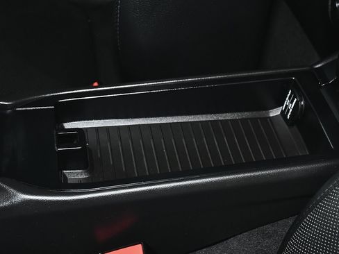 Used 2016 Porsche 911 Carrera 4 image 42