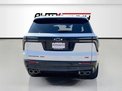 Used 2024 Chevrolet Traverse RS AWD/4WD image 6