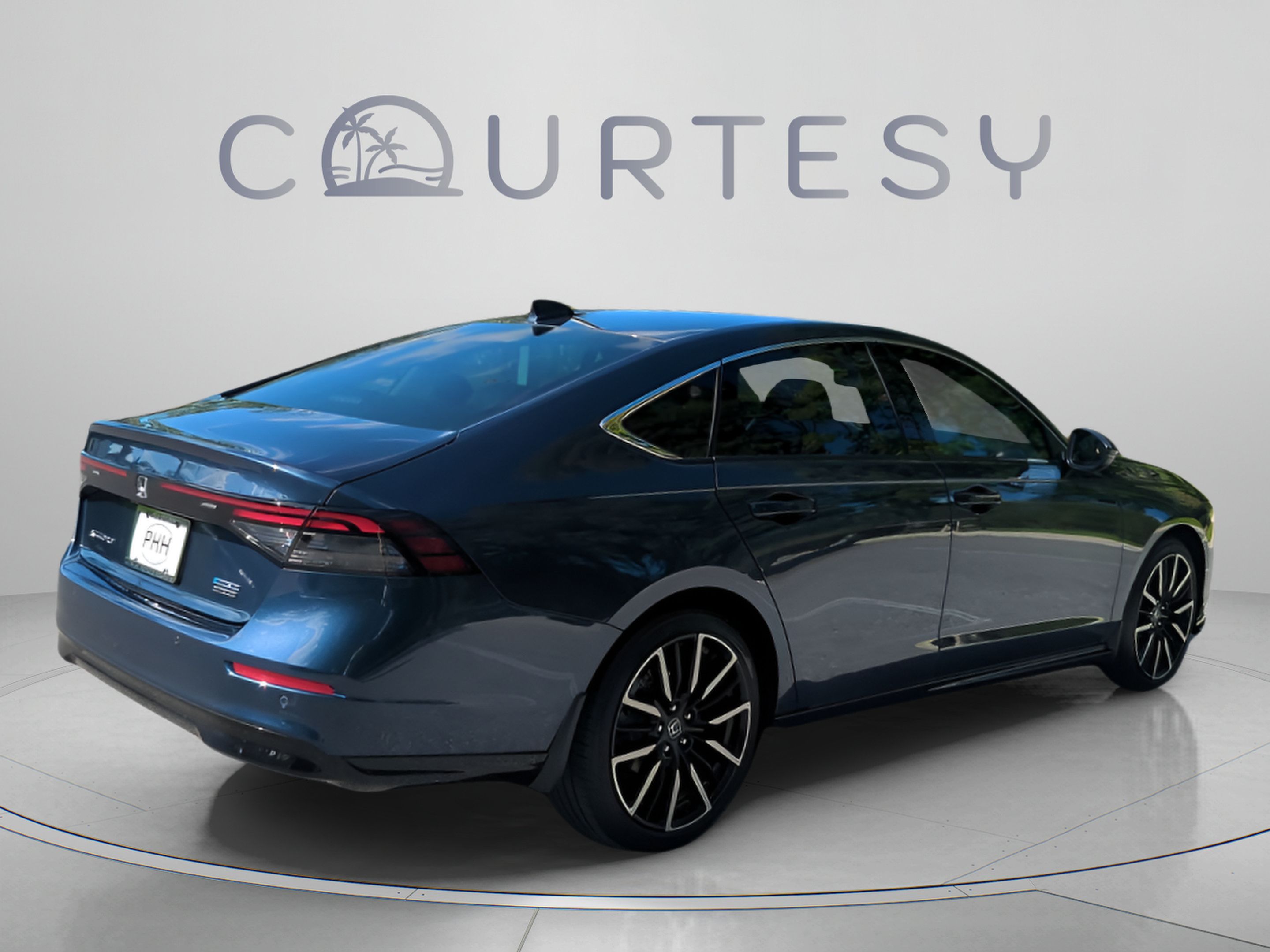 Used 2026 Honda Accord Touring image 7