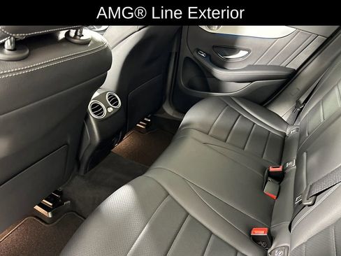 Used 2019 Mercedes-Benz GLC 300 4MATIC image 16
