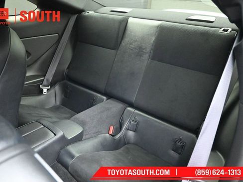 Used 2025 Toyota GR86 Premium w/ Performance Package RWD image 11