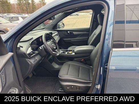 Used 2025 Buick Enclave Preferred image 10