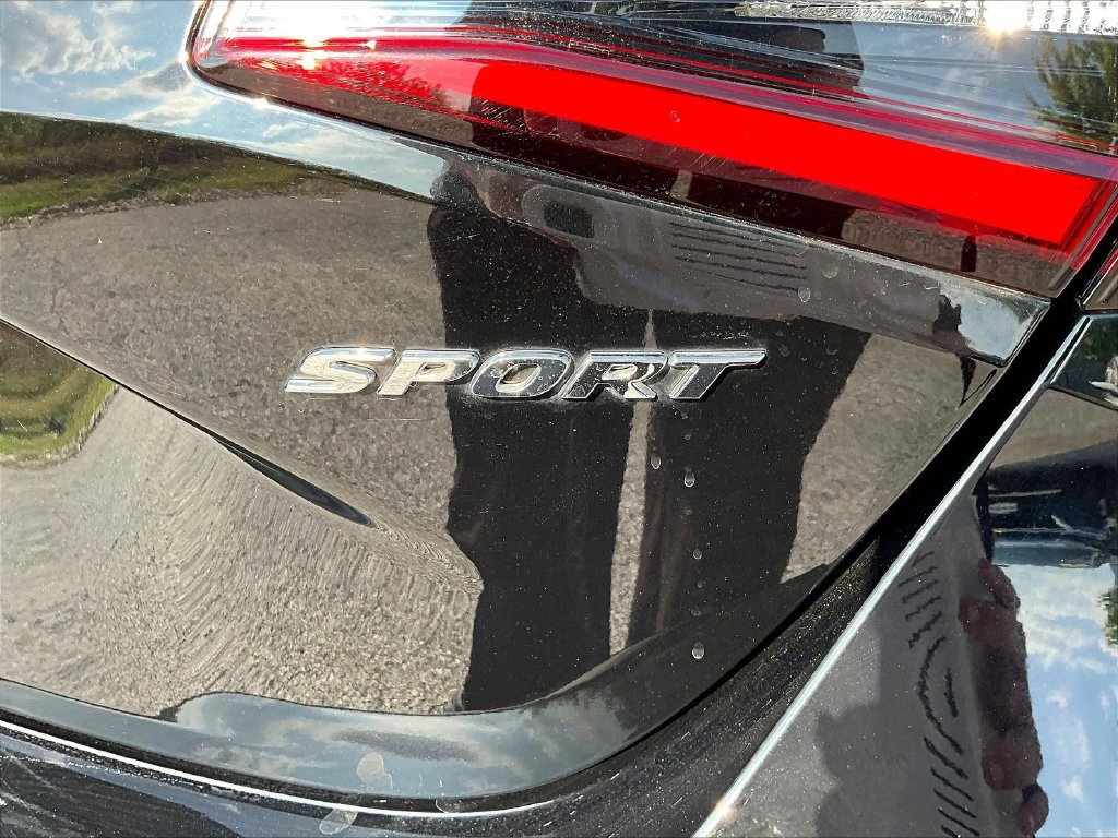 Used 2023 Honda Civic Sport image 25