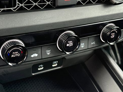Certified 2023 Honda Accord LX image 15
