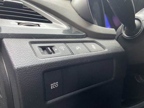 Used 2016 Hyundai Santa Fe Sport image 11