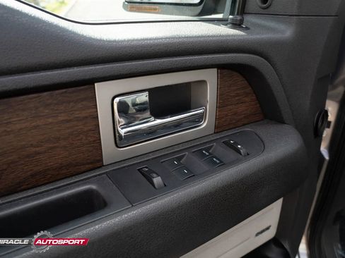 Used 2013 Ford F150 Lariat w/ Luxury Equipment Group image 16