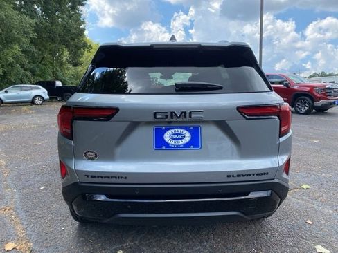 New 2026 GMC Terrain Elevation w/ Black Edition image 6