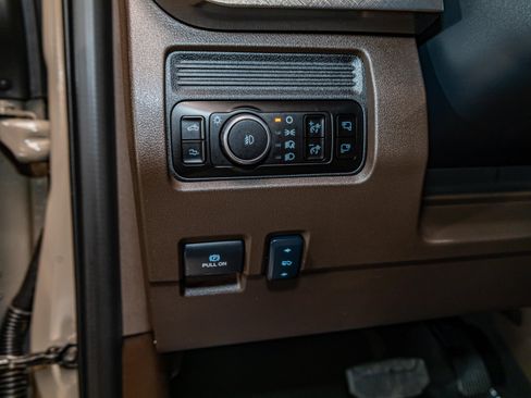 Used 2026 Ford F250 King Ranch w/ Chrome Package AWD/4WD image 19