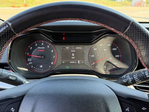 Certified 2024 Chevrolet Trax RS w/ Driver Confidence Package FWD image 19