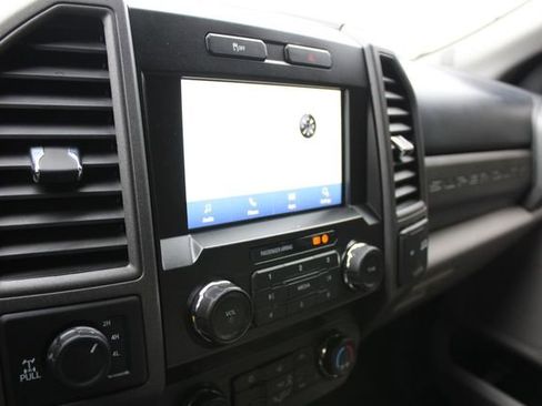 Used 2020 Ford F350 XL w/ Power Equipment Group image 21