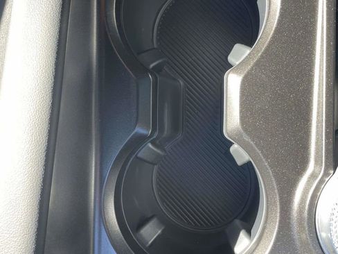 New 2026 Ford Explorer ST-Line w/ ST-Line Street Pack image 18