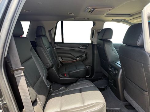 Used 2019 GMC Yukon SLT w/ Graphite Performance Edition AWD/4WD image 14