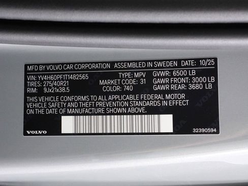 New 2026 Volvo XC90 T8 Ultra w/ Protection Package Premier AWD/4WD image 17
