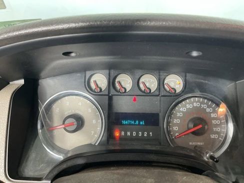 Used 2010 Ford F150 XLT AWD/4WD image 10