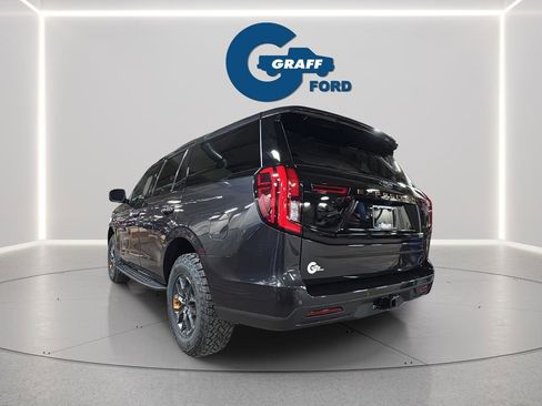 New 2026 Ford Expedition Tremor image 3