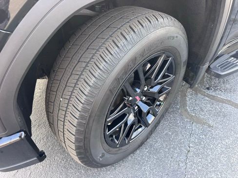 Used 2023 GMC Sierra 1500 Elevation w/ LPO, Elevation Black Package image 13