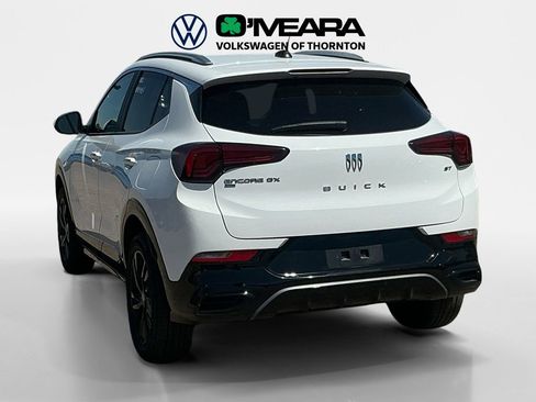Used 2024 Buick Encore GX Sport Touring AWD/4WD image 3