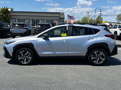 Certified 2025 Subaru Crosstrek 2.5i Premium AWD/4WD image 4