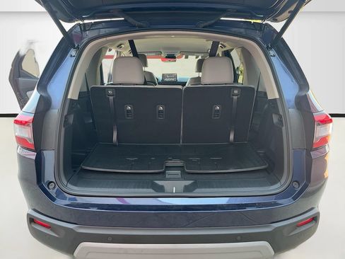 Used 2025 Honda Pilot EX-L image 26