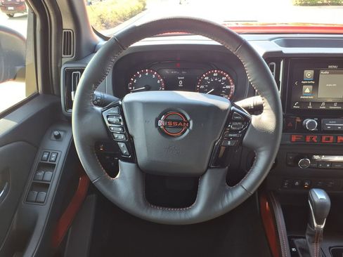 Used 2025 Nissan Frontier PRO-4X w/ Pro Convenience Package AWD/4WD image 20