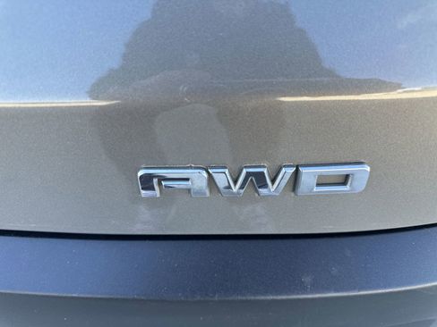 Used 2019 GMC Acadia SLT image 32