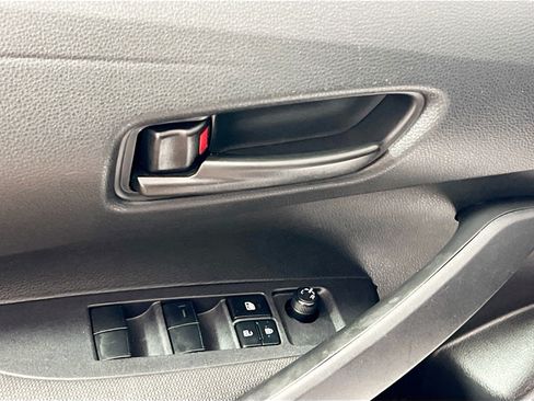 Used 2023 Toyota Corolla LE FWD image 16