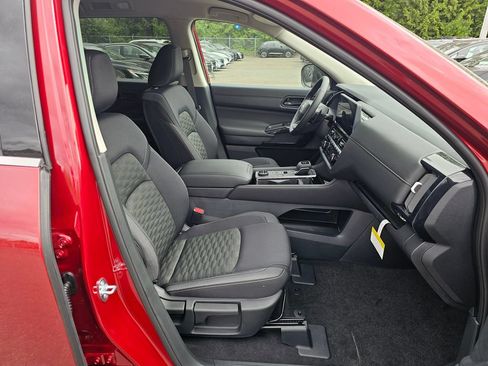 New 2026 Nissan Pathfinder SV AWD/4WD image 28