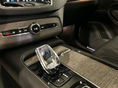 Certified 2023 Volvo XC90 B6 Ultimate w/ Protection Package Premier image 16