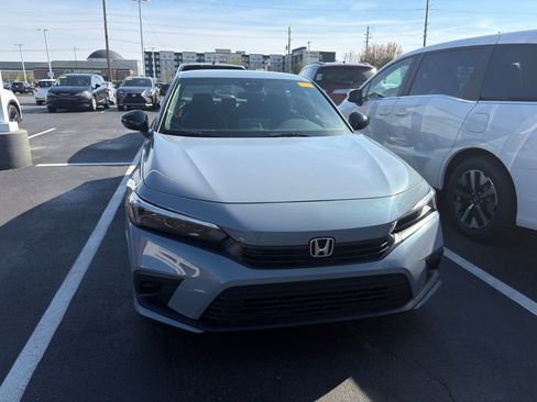 Used 2024 Honda Civic Sport image 5