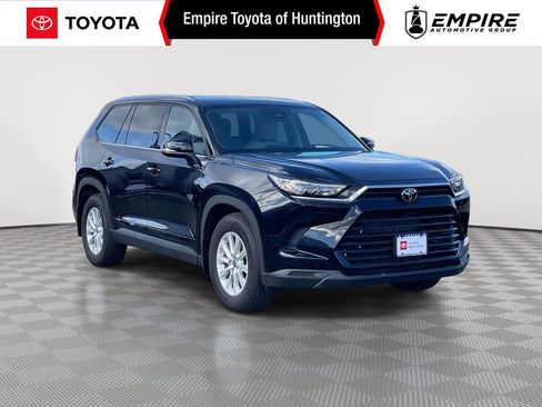 Used 2024 Toyota Grand Highlander XLE image 1