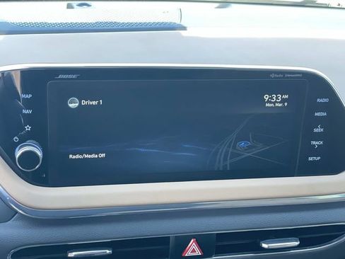 Used 2022 Hyundai Sonata Limited image 11