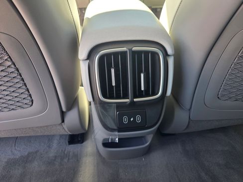 New 2025 Hyundai Ioniq 6 SEL image 16